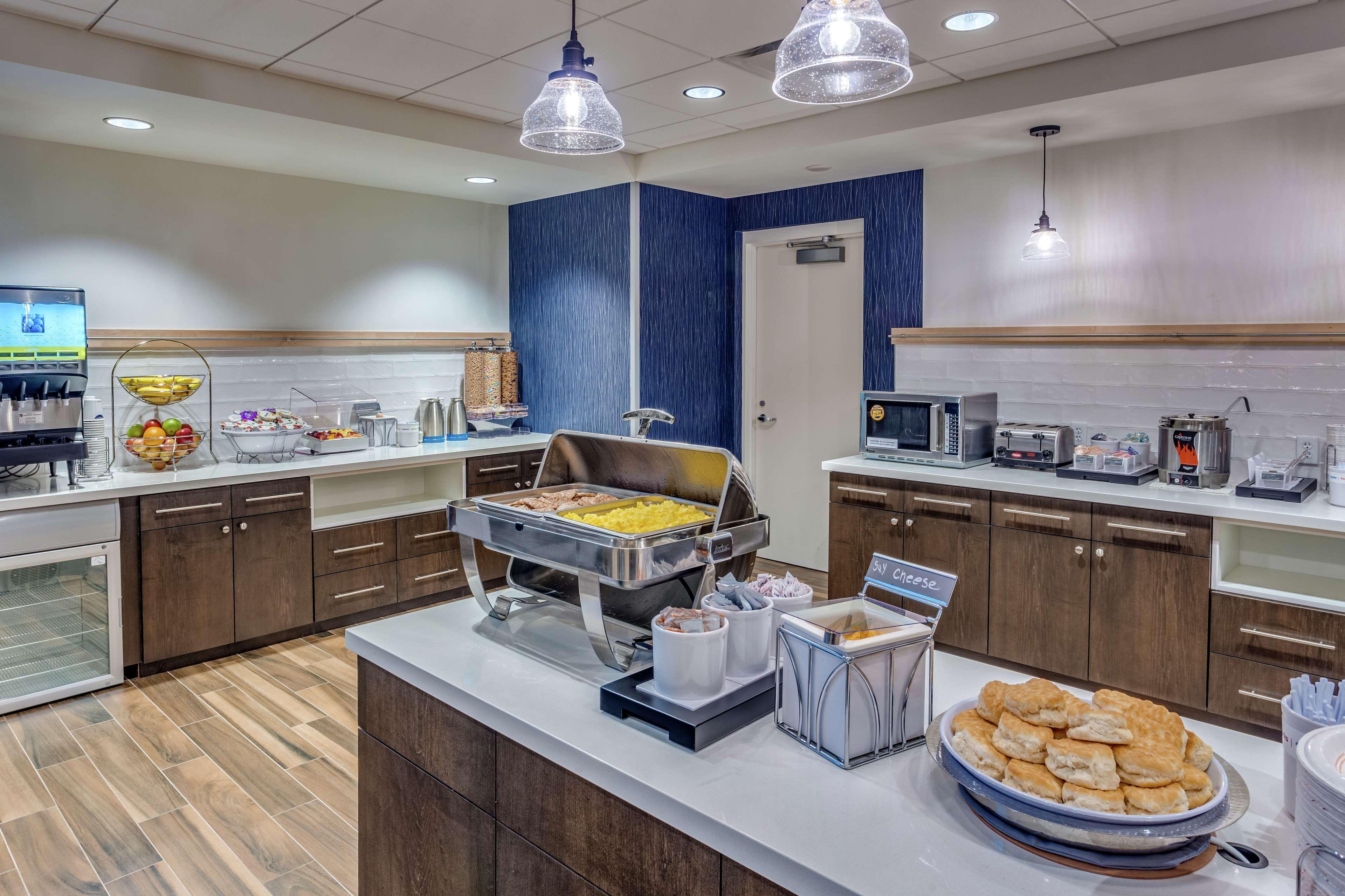Hampton Inn & Suites Kittery-Portsmouth Экстерьер фото