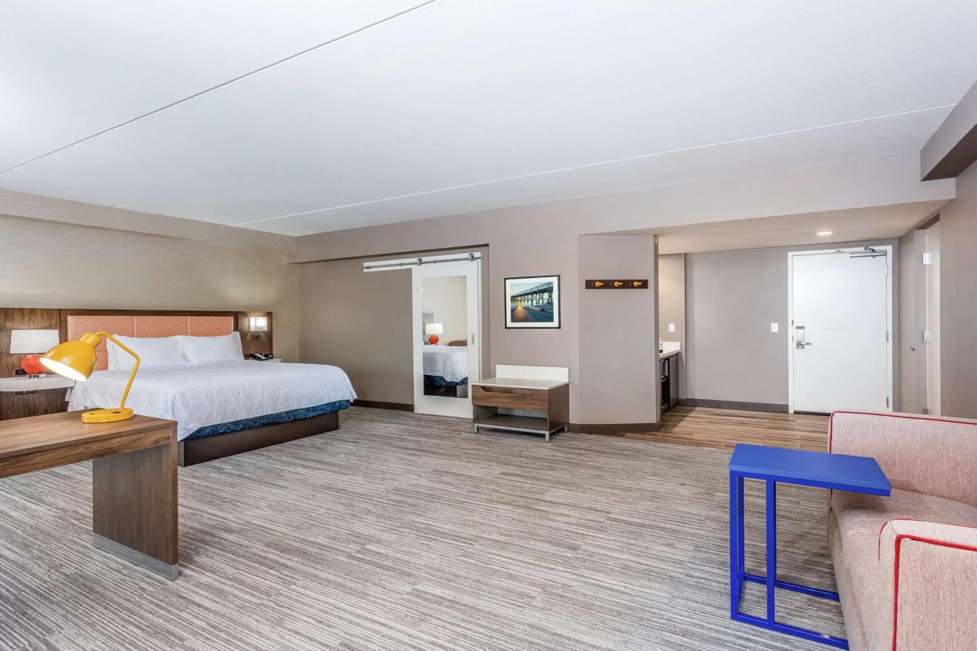Hampton Inn & Suites Kittery-Portsmouth Экстерьер фото